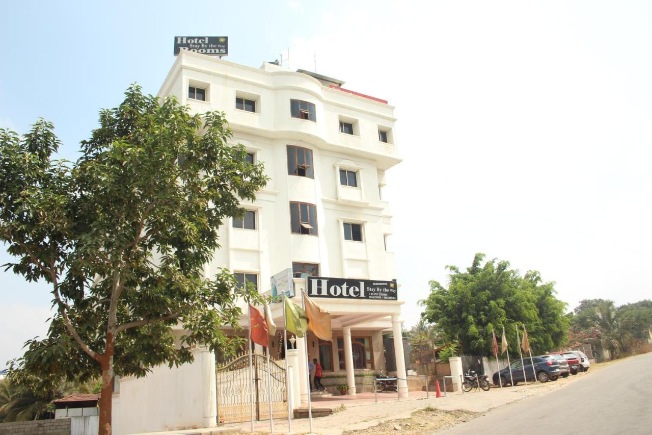 Hotel Stay By The Way Mysore Eksteriør billede